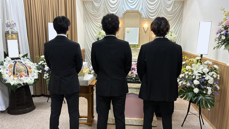 温かく楽しく見送ることができました。